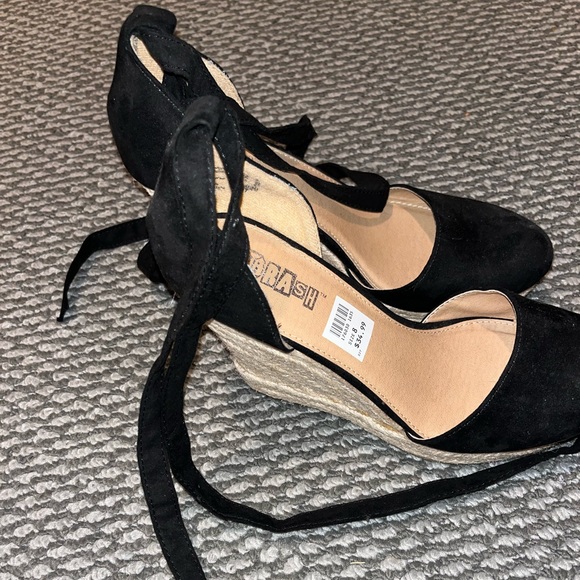 Never worn before black wedges - Picture 3 of 3